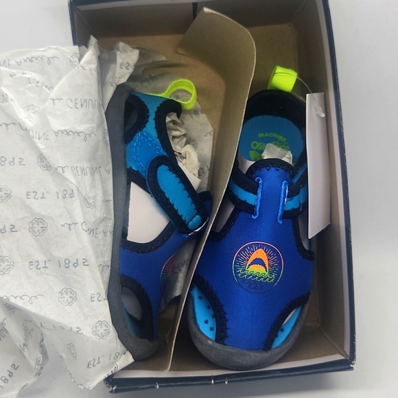 NEW OshKosh Bgosh Child - Toddler Size 7 Aquatic Water Sandal - Shoe - Picture 5 of 6